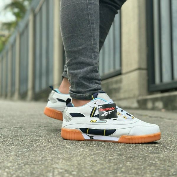 ¡EN OFERTA! - TENIS REEBOK VERSIÓN 4.0