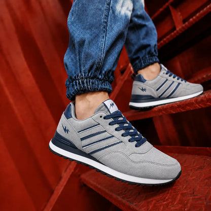 SNEAKER FISST