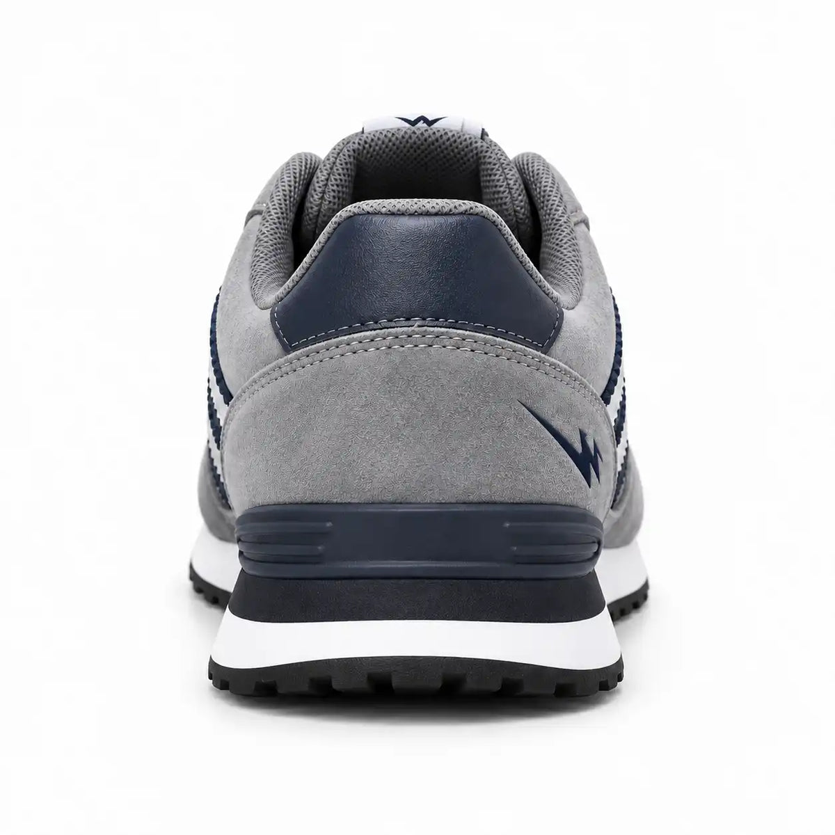 SNEAKER FISST
